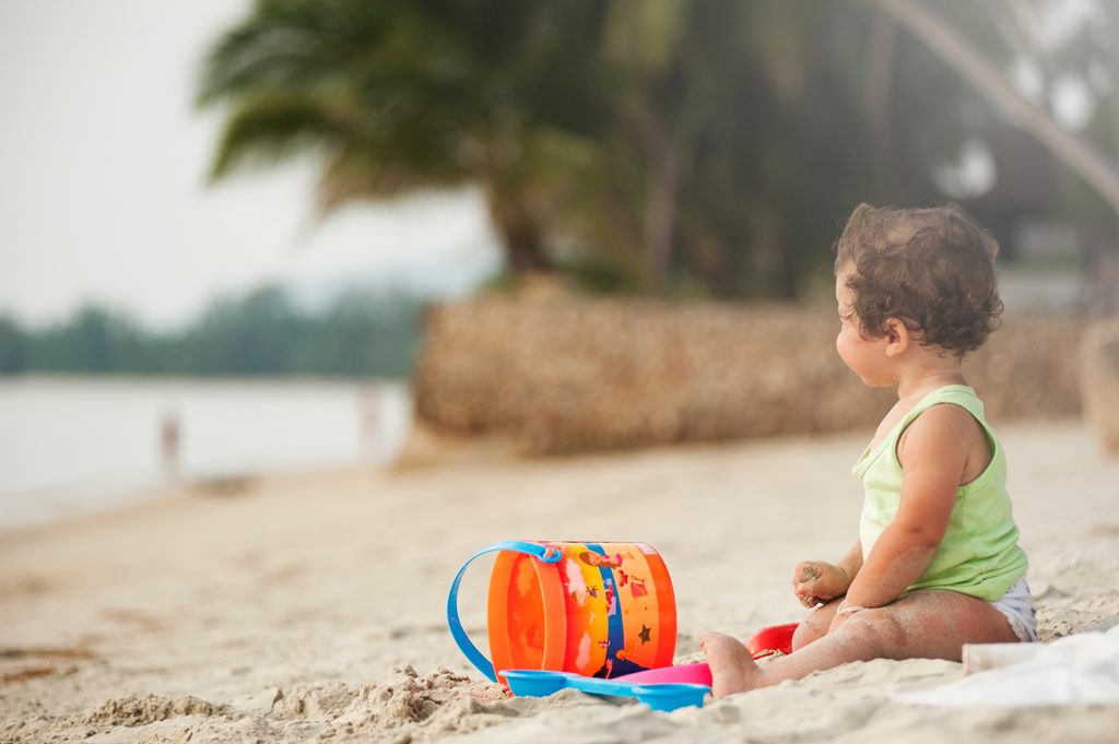 “Los bebés por debajo del año deberían evitar la playa, en especial, los menores de seis meses” 